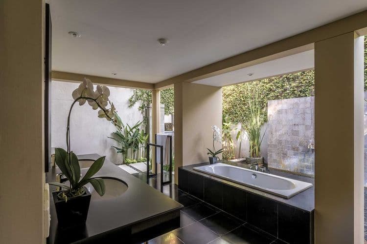 2bed-kayumanis-nusadua-3.jpg