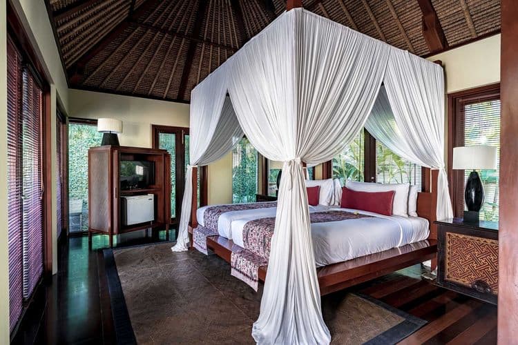 2bed-kayumanis-nusadua-4.jpg